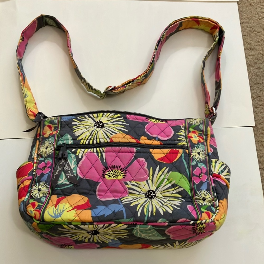 Vera Bradley Jazzy Blooms (Retired) Cross-body Satchel Bag -excellent condition